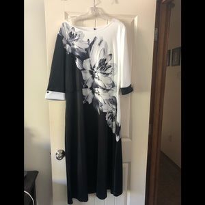 2X satin style dress